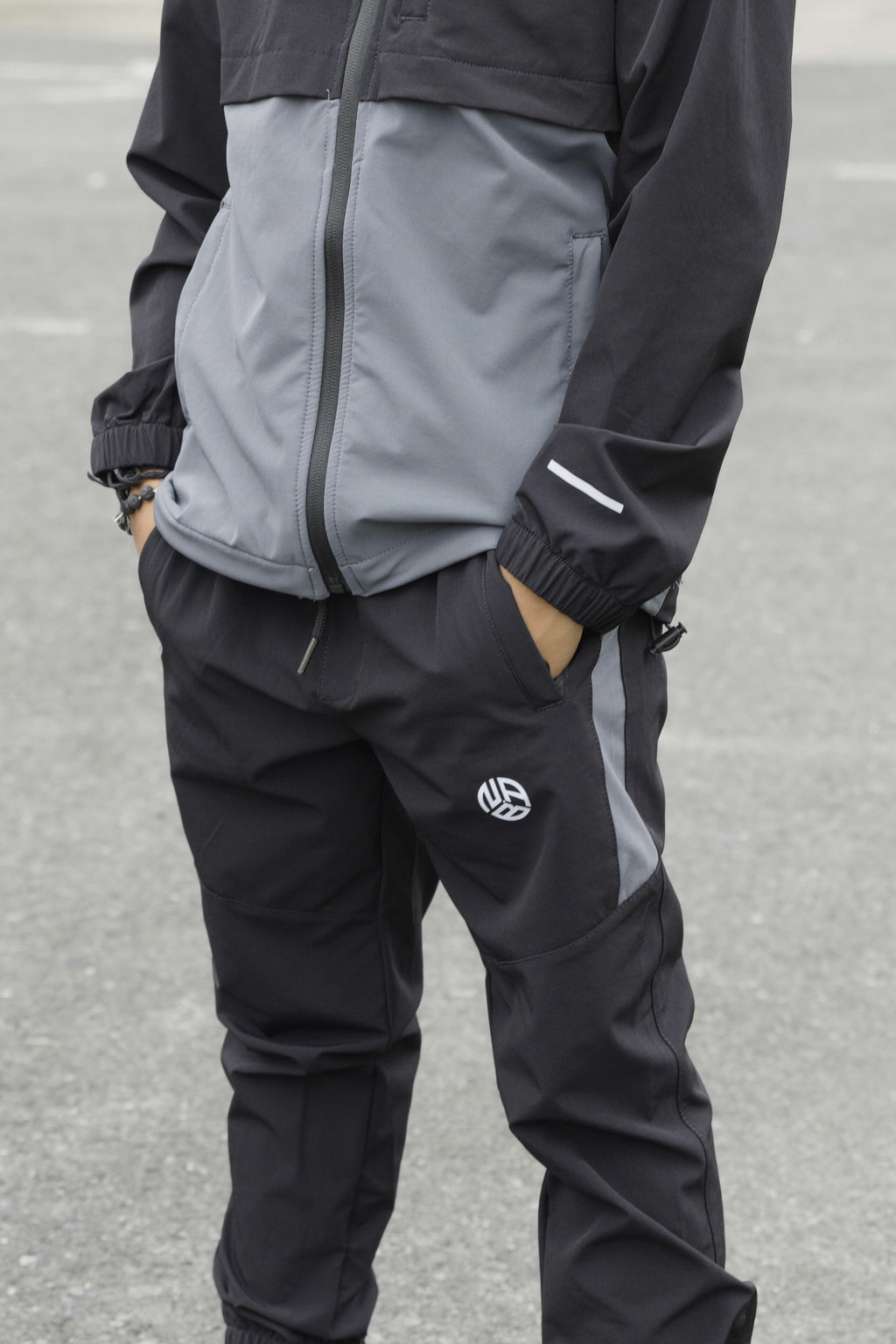 Motion Enfant Noir Gris