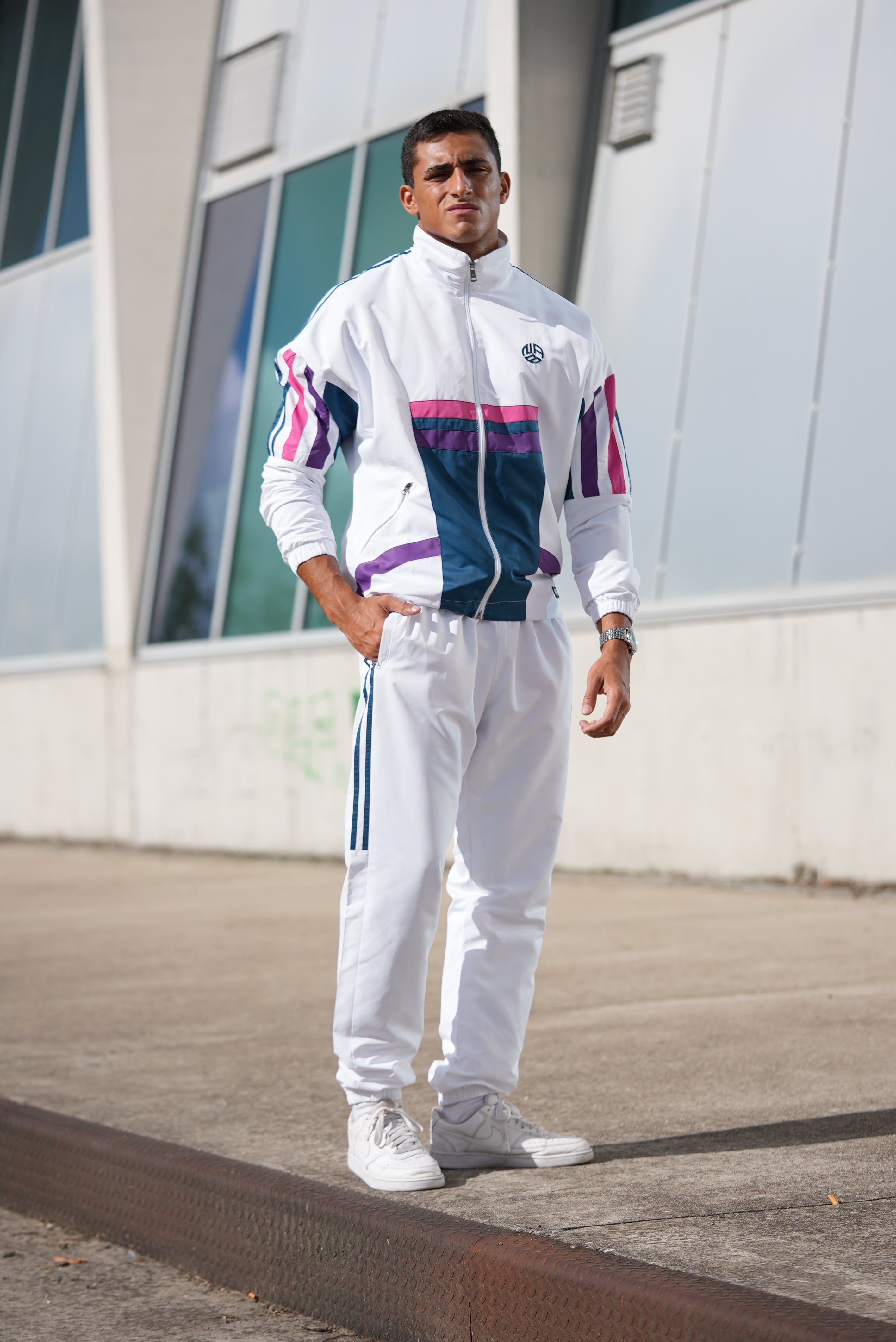Vintage Pink White