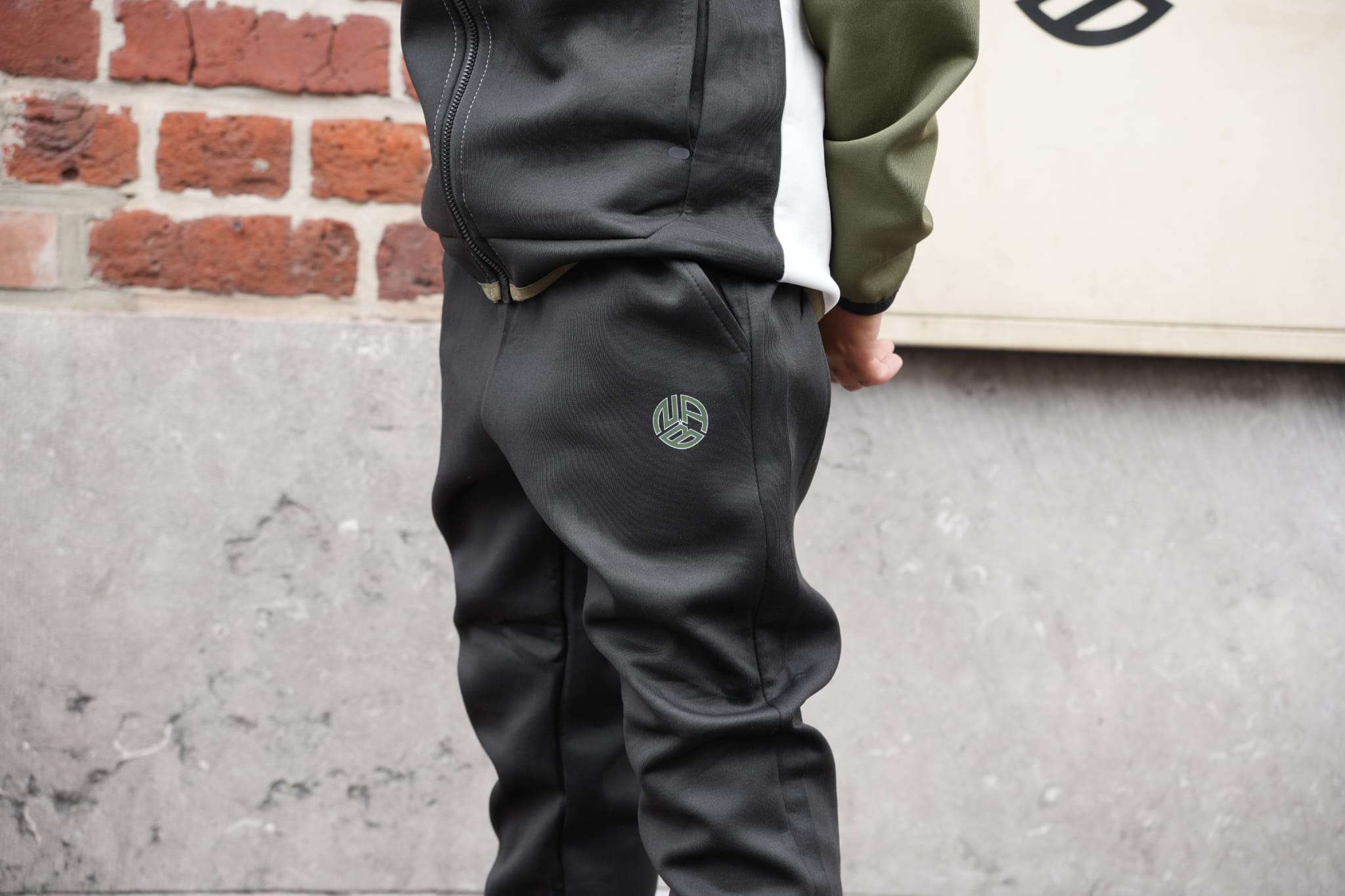 Tech Blanc Noir Vert
