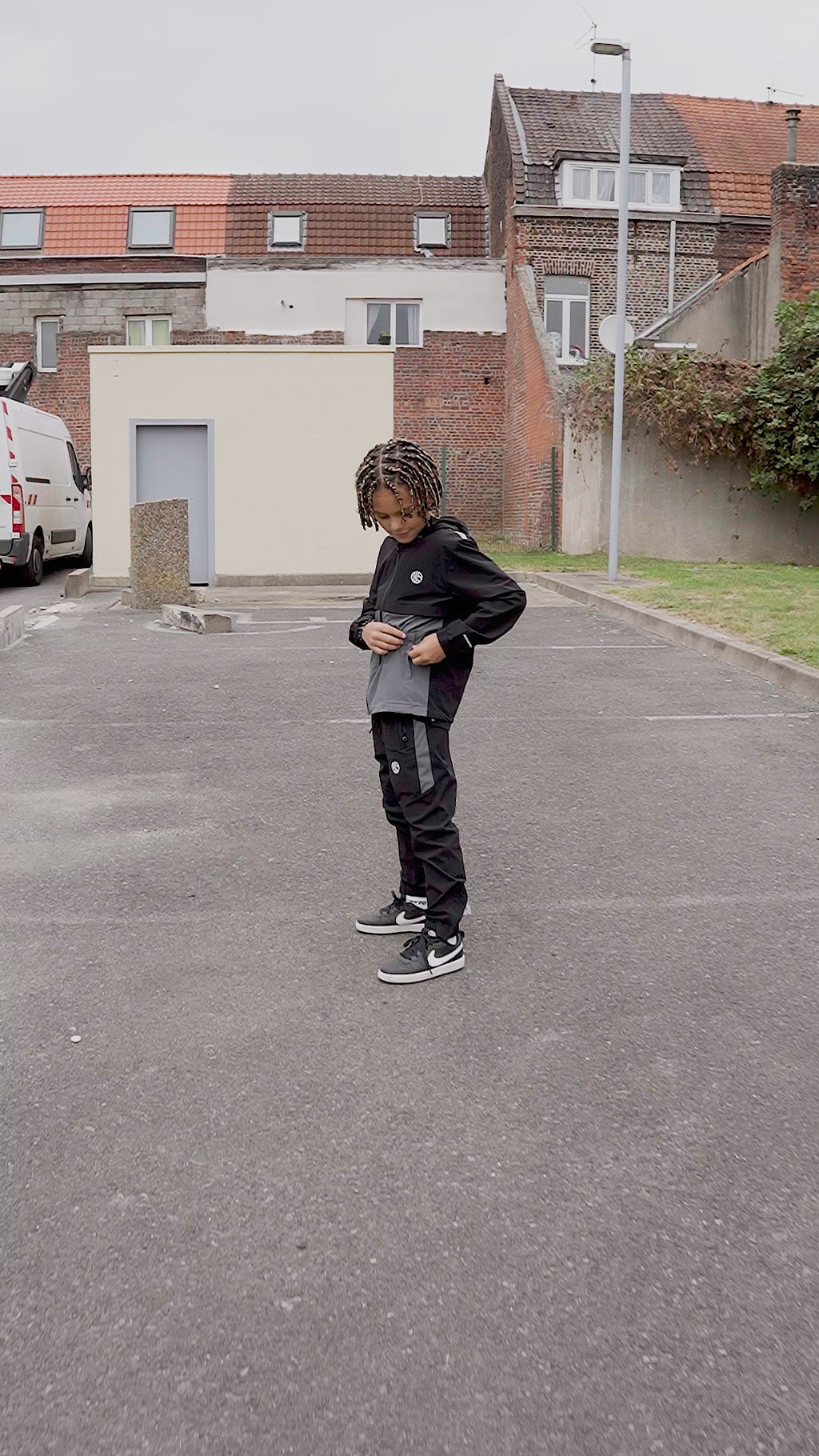 Motion Enfant Noir Gris