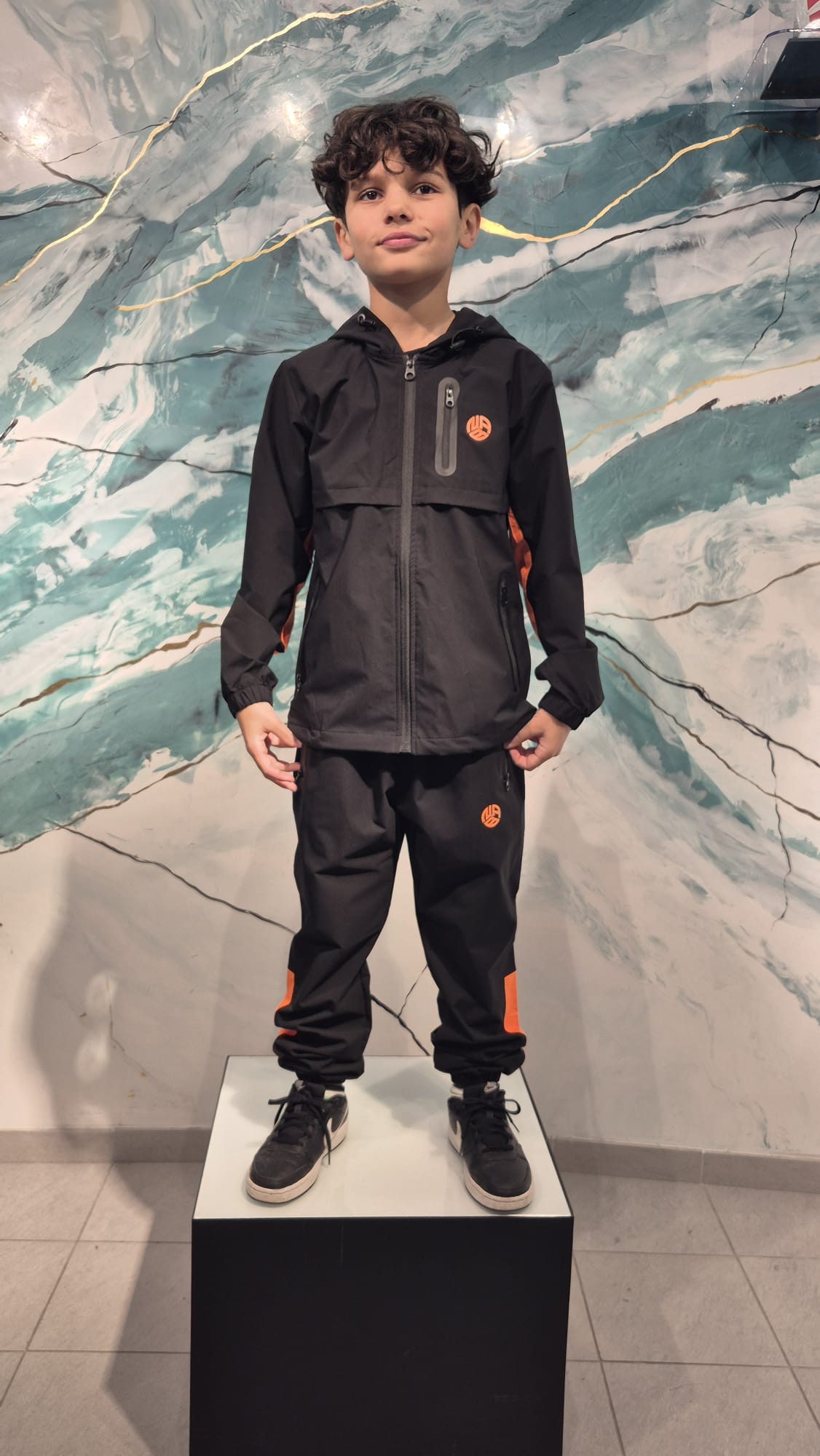NAB kids line orange et black