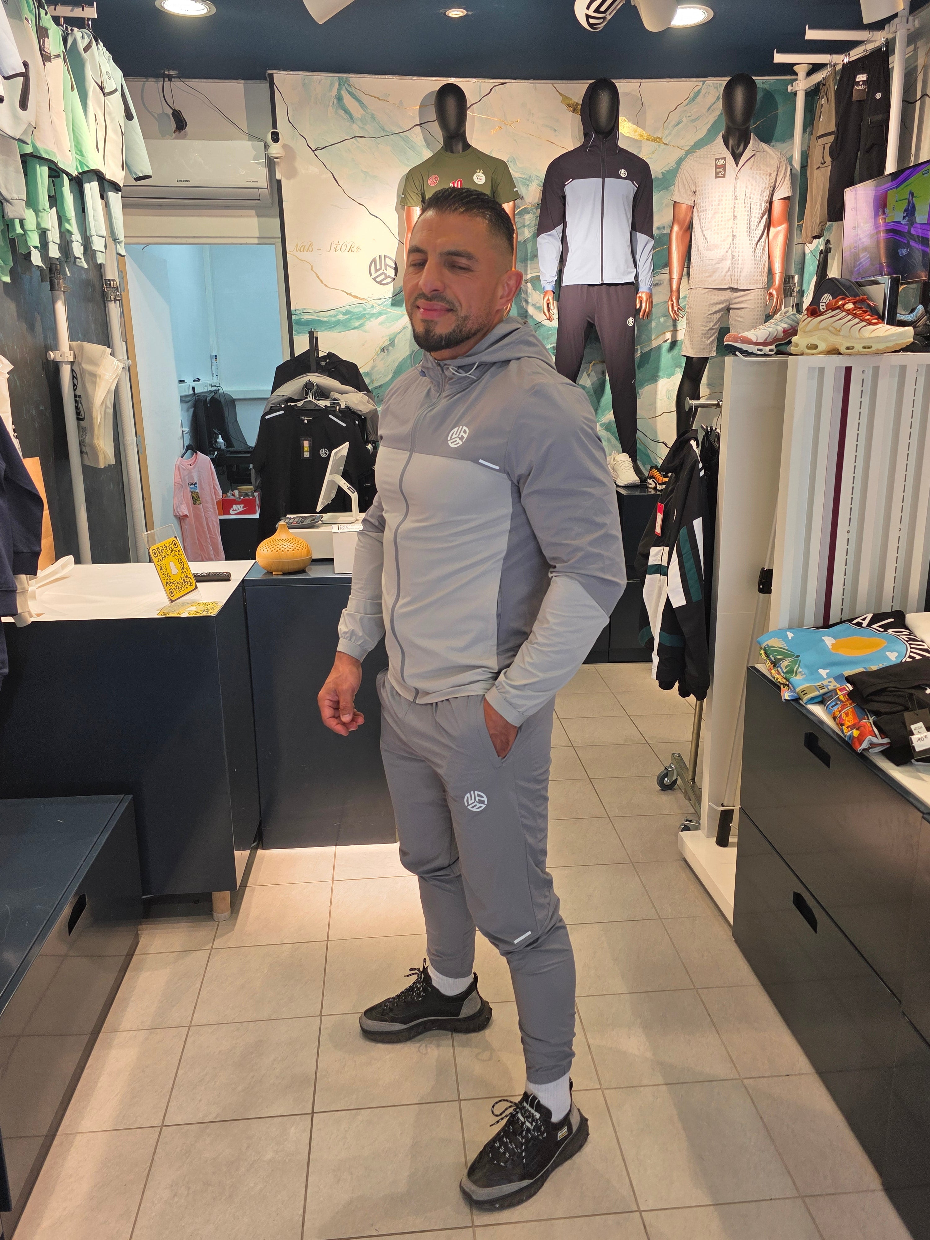 Aero Gris